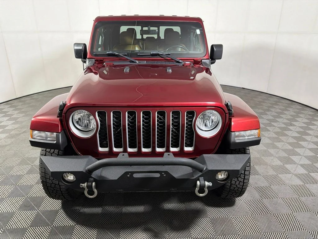 Used 2021 Red Jeep Overland image 3