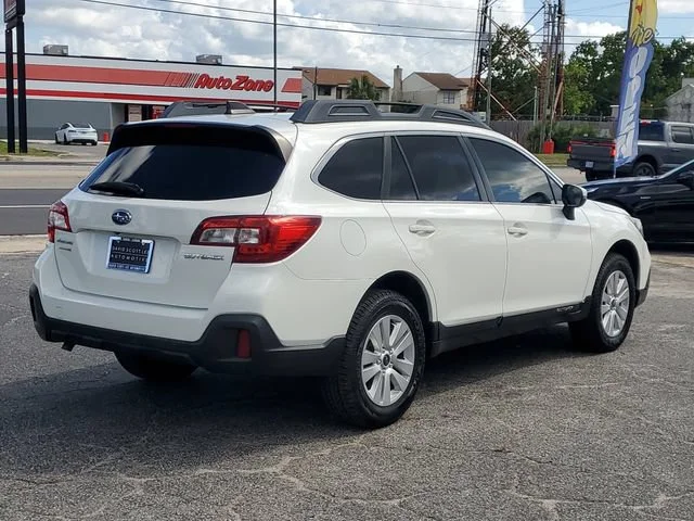 Used 2018 Crystal White P Subaru Premium image 4