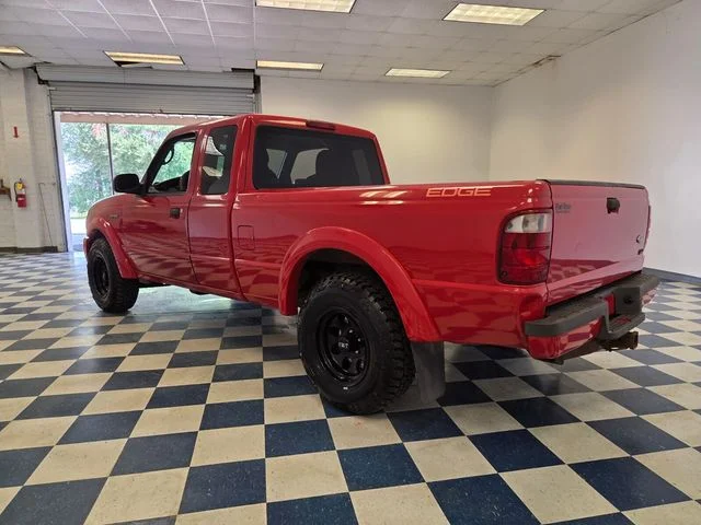 Used 2004 Red Ford Edge image 5