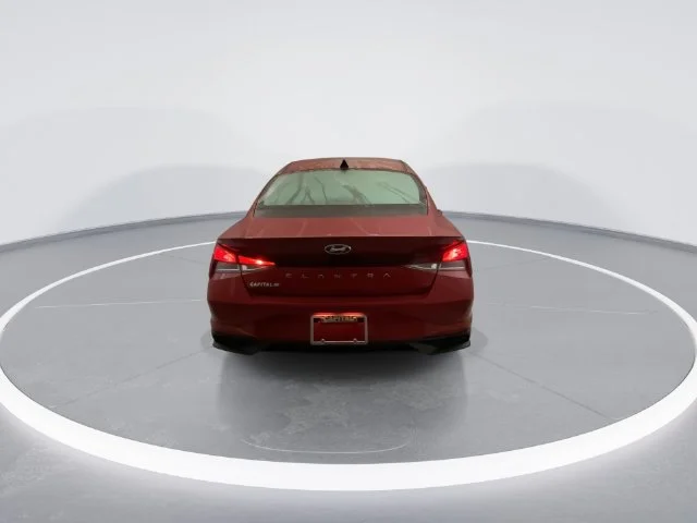 Used 2023 Red Hyundai SEL image 3