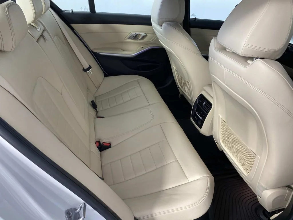 Used 2020 White Metallic BMW 330i xDrive image 11