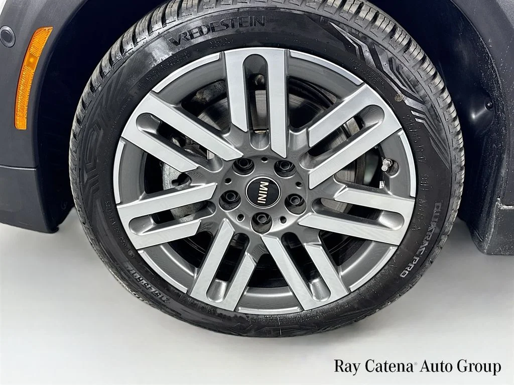 Used 2026 White Metallic MINI Base image 30