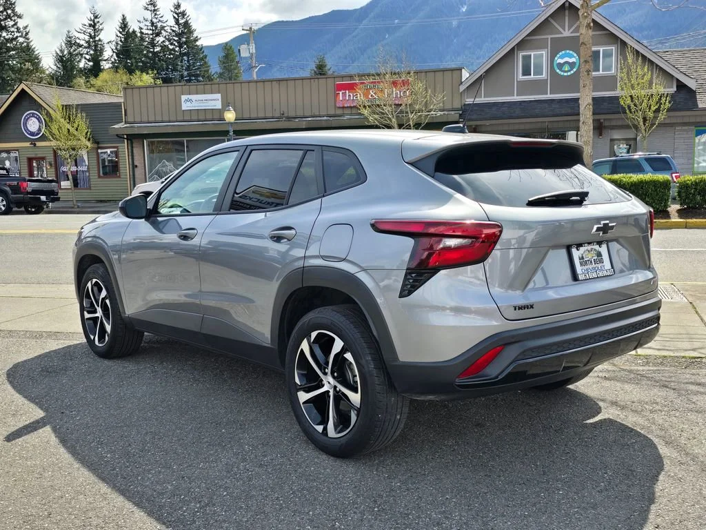 2025 Chevrolet Trax RS - Photo 7