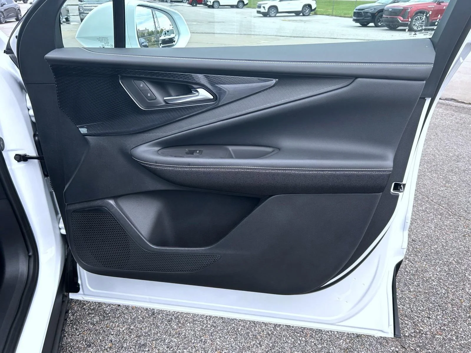 2026 Chevrolet Blazer EV LT - Photo 16