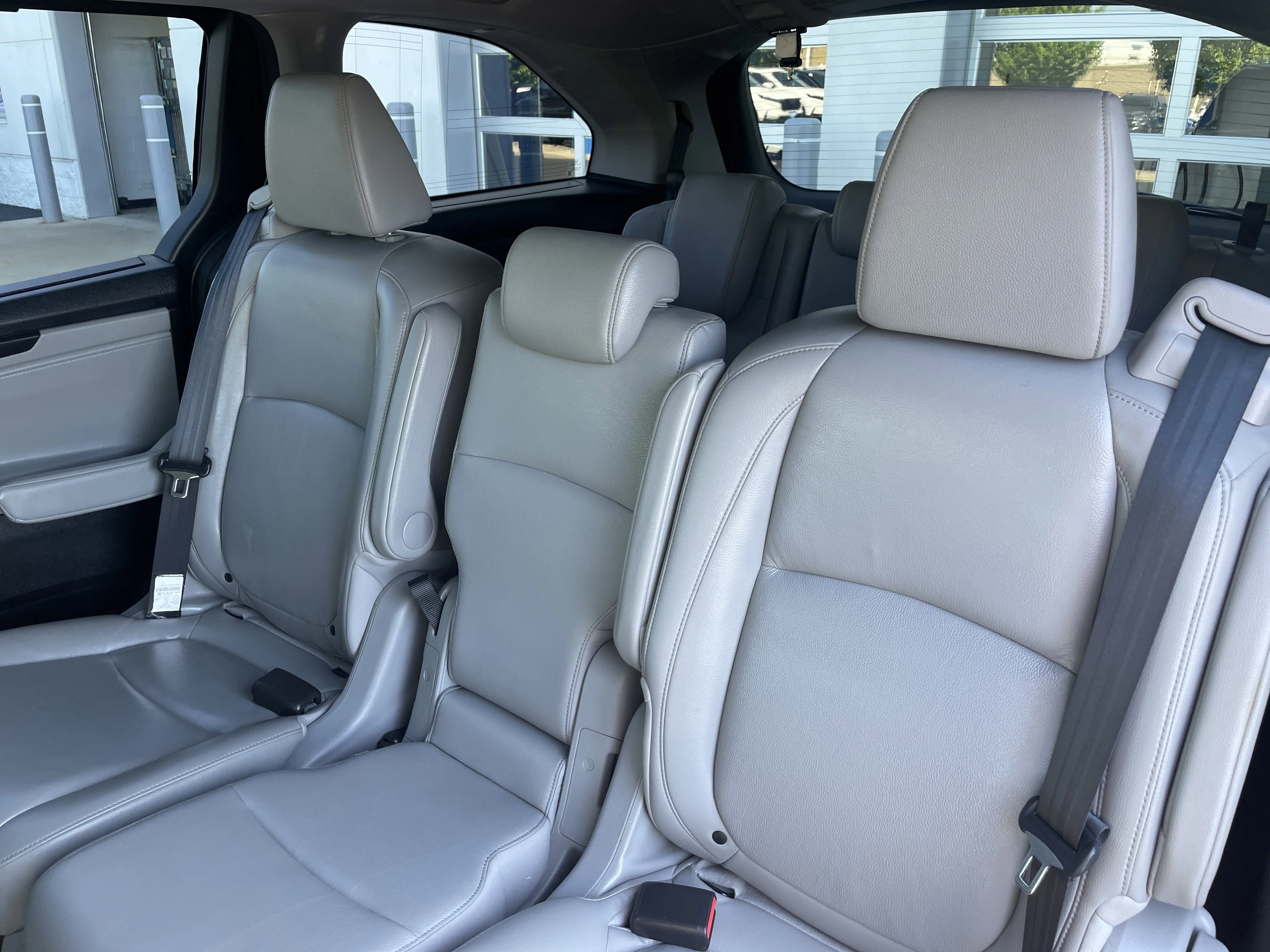 Certified Used 2018 Modern Steel Metallic Honda EX-L image 14