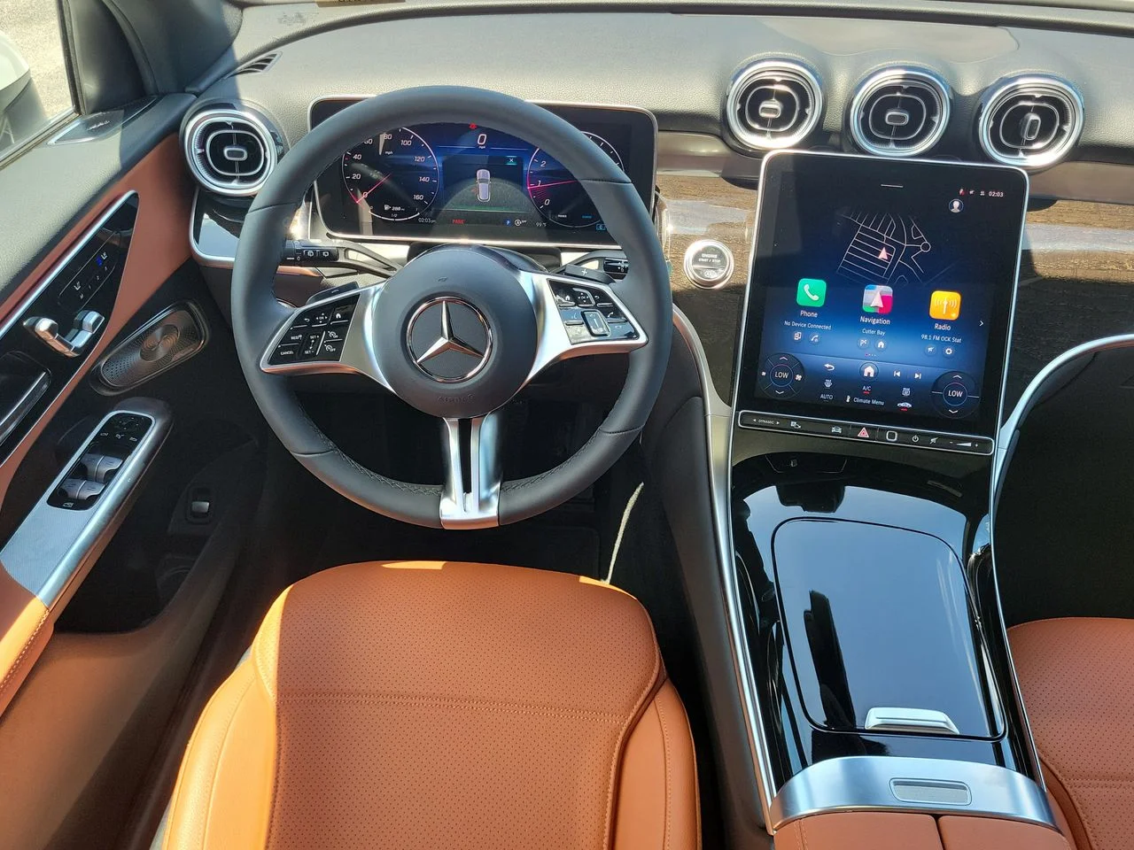 2026 Mercedes-Benz GLC Base - Photo 16