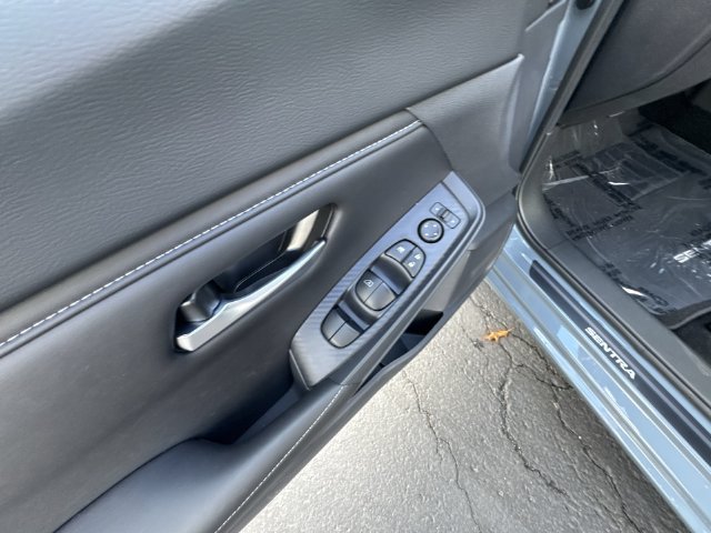 Used 2025 Gray Nissan SV image 14