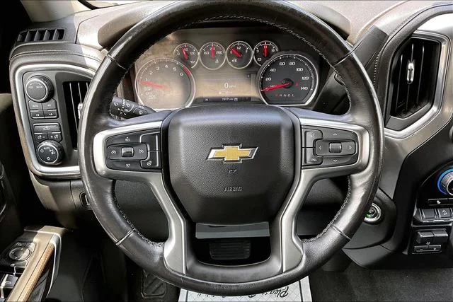 Used 2020 White Chevrolet LT image 36