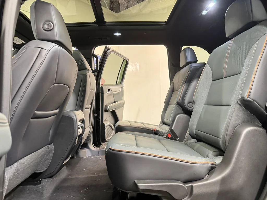 2027 GMC Acadia AT4 - Photo 10