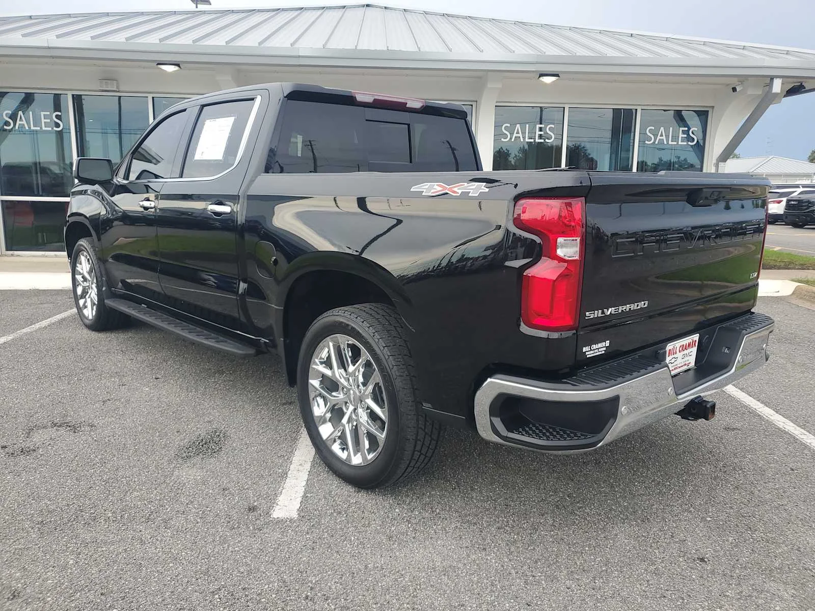 Used 2023 BLACK Chevrolet LTZ image 3