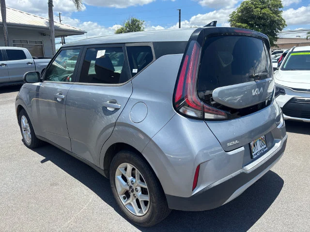 Used 2023 Gray Kia LX image 7
