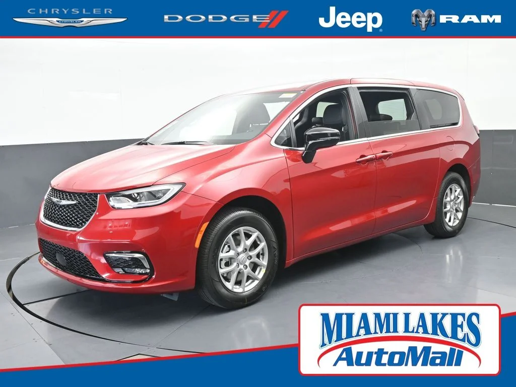 New 2026 Red Hot Pearl-Coat Exterior Paint Chrysler Select image 1
