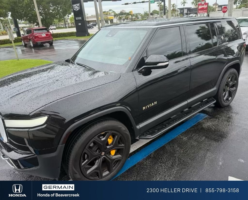 2023 Rivian R1S Adventure Quad-Motor Large Pack's photo