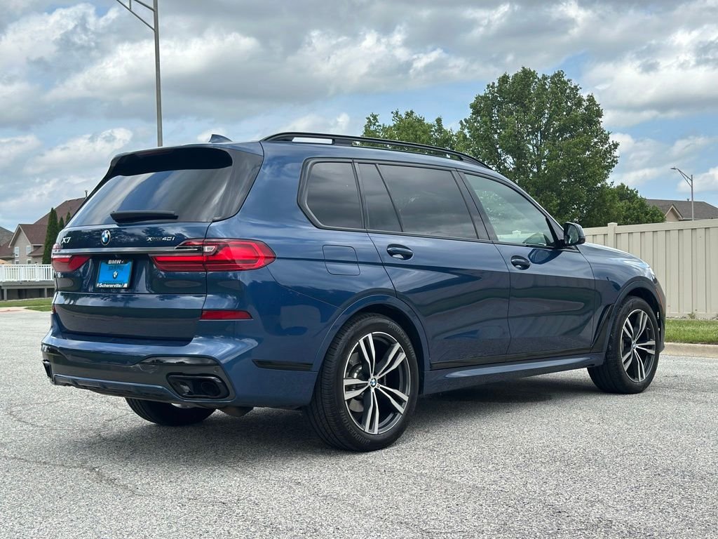 Used 2022 Phytonic Blue Metallic BMW xDrive40i image 7