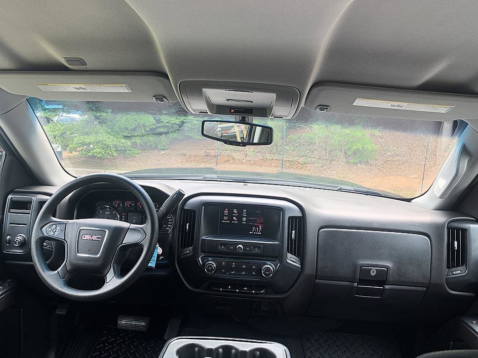 Used 2016 Onyx Black GMC Base image 11