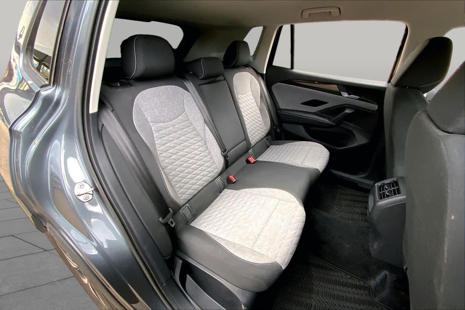 Used 2026 Platinum Gray Metallic Volkswagen S image 19