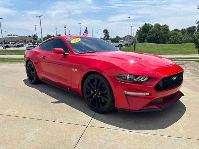 Used 2019 Race Red Ford GT Premium image 32