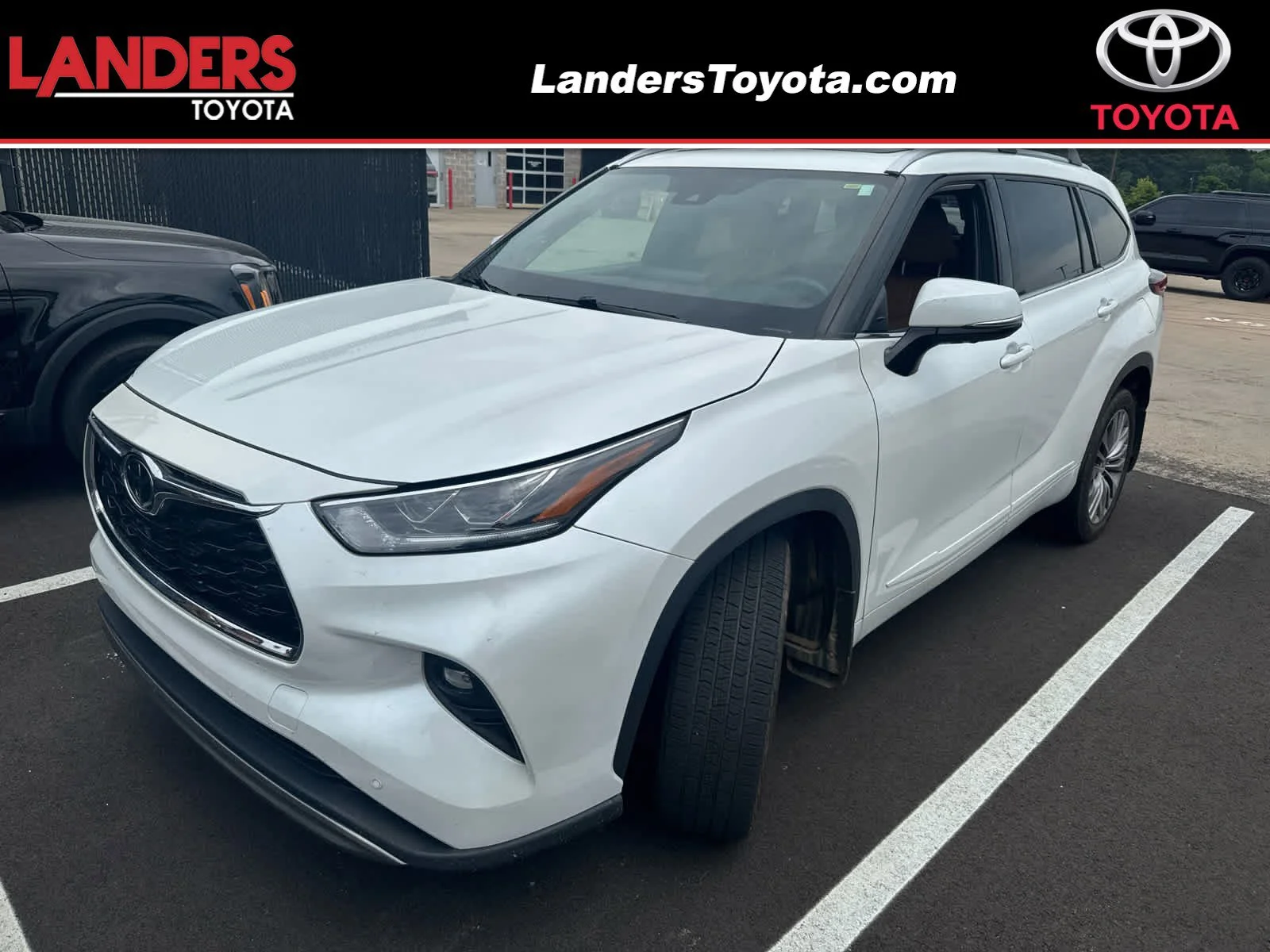 2022 Toyota Highlander Platinum 4x4 V6's photo
