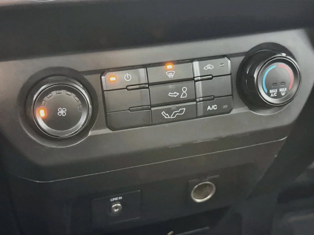 Used 2019 White Ford XL image 16