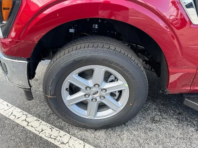 New 2026 Ruby Red Metallic Tinted Clearcoat Ford Lariat® image 33