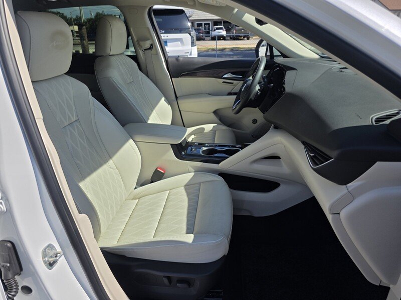 Used 2023 White Frost BUICK AWD 4DR AVENIR image 18