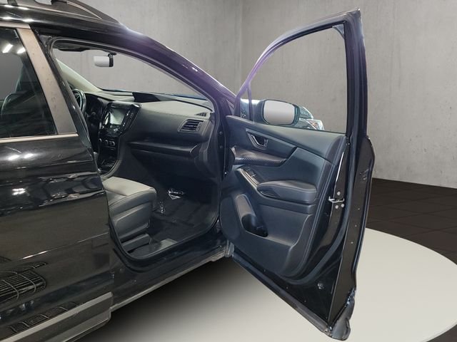 Used 2022 Crystal Black Silica Subaru Onyx Edition image 41