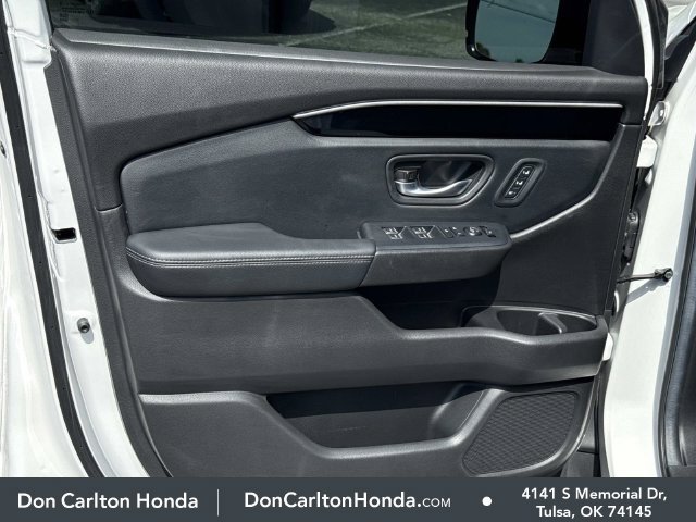 Used 2025 Platinum White Pearl Honda Touring image 10