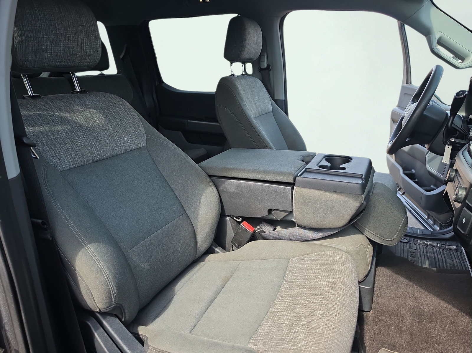 Used 2021 Gray Ford XLT image 18