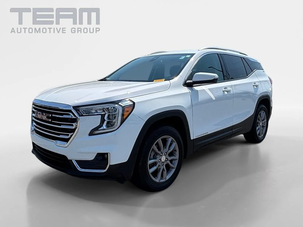 Used 2024 Summit White GMC SLT image 3