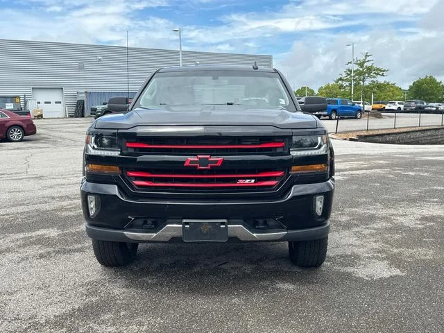 Used 2018 Black Chevrolet LT image 10