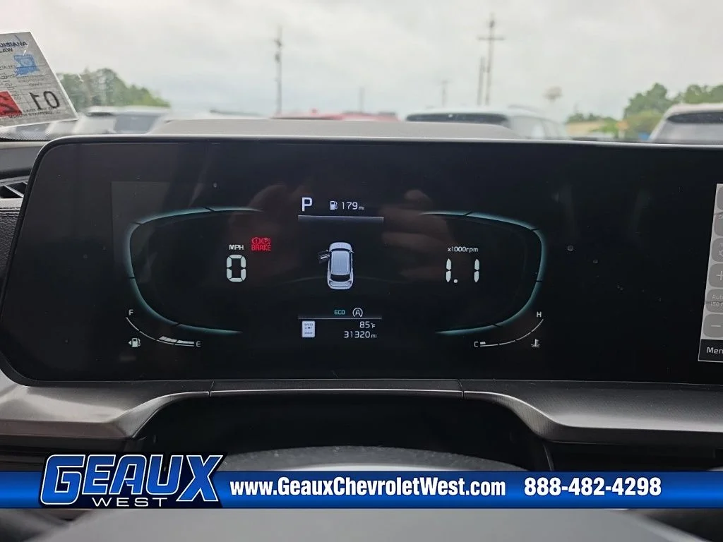 Used 2024 Black Kia S image 13