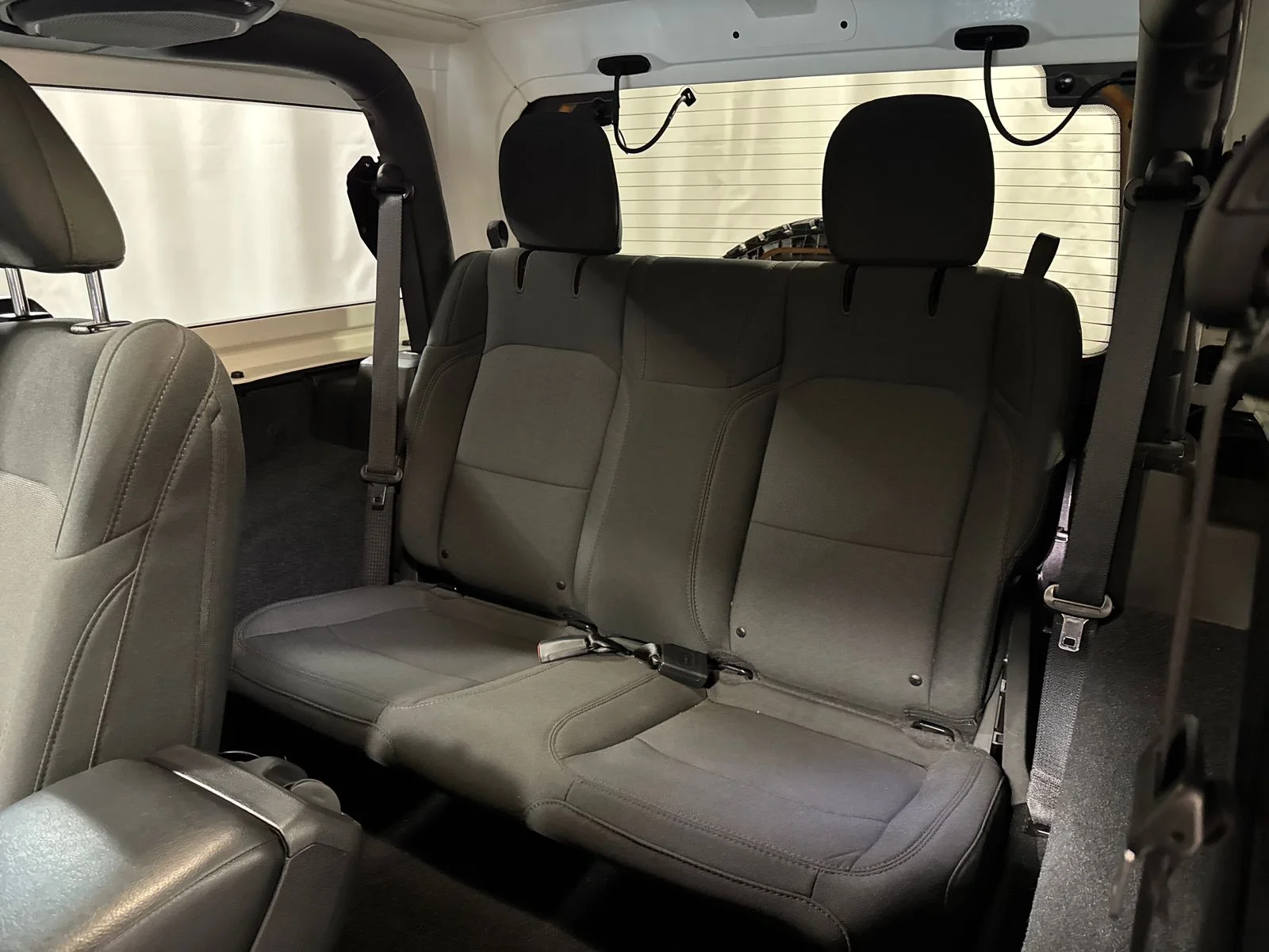 Used 2022 Crystal Metallic Jeep Sport S image 5