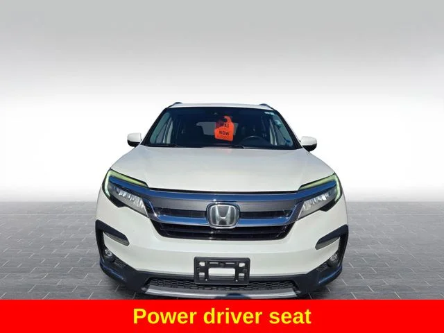 Used 2019 White Honda Touring image 2