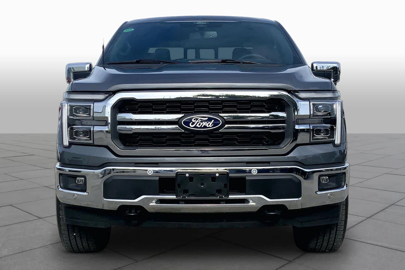 Used 2026 Carbonized Gray Metallic Ford LARIAT image 4