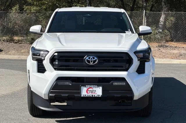 New 2026 Ice Cap Toyota  SR5 image 9