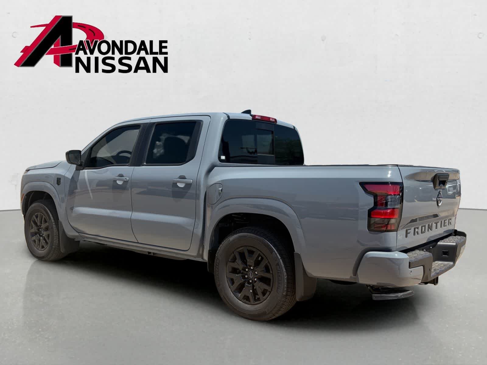 New 2026 Boulder Gray Pearl Nissan Crew Cab SV image 4