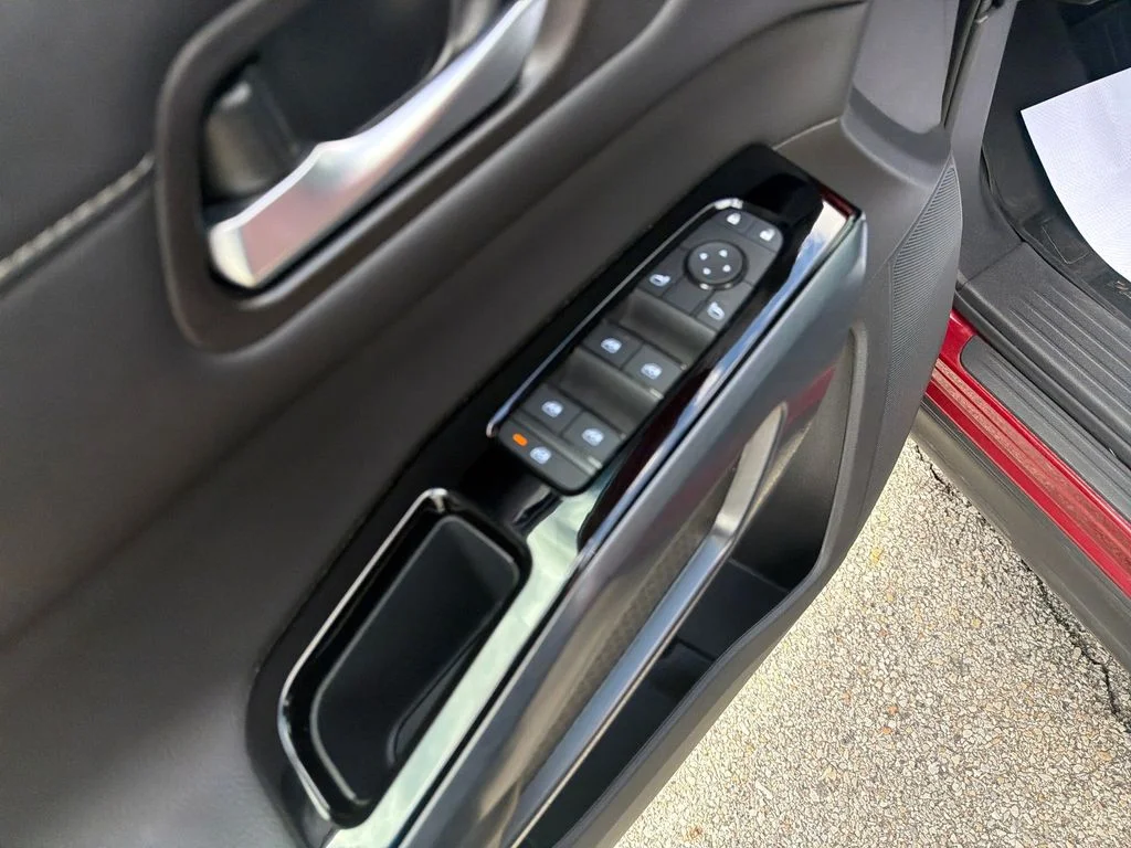 Certified Used 2025 Red Nissan SL image 13