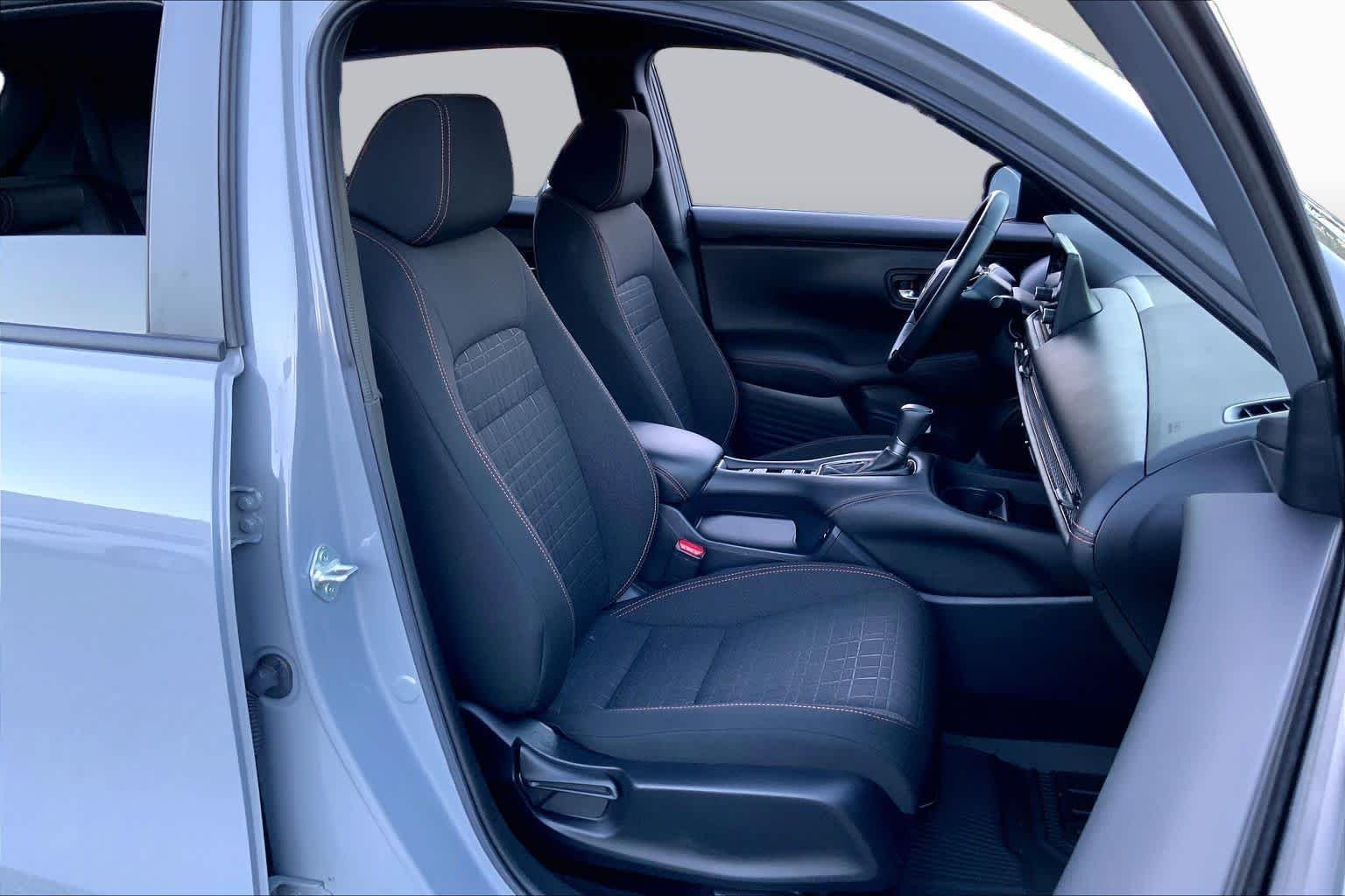 Certified Used 2024 Urban Gray Pearl Honda 5DR AWD SPORT image 8