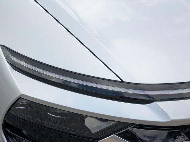 New 2026 Silver Hyundai SEL Sport image 9