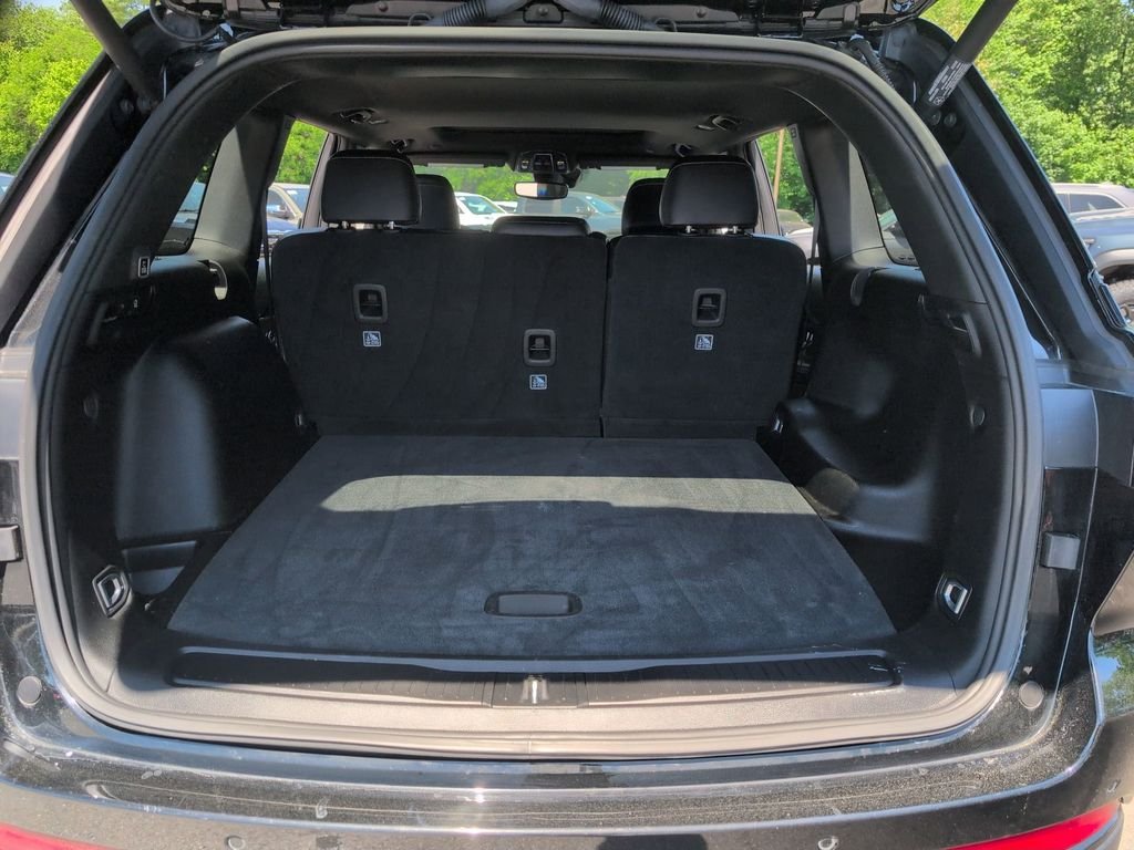 Certified Used 2023 Black Jeep Altitude X image 24
