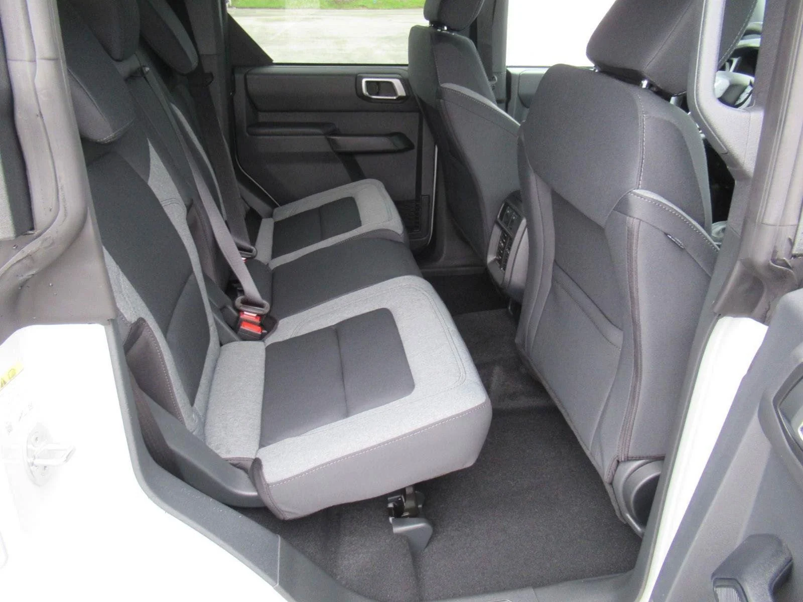 New 2026 Avalanche Gray Ford Big Bend® image 29