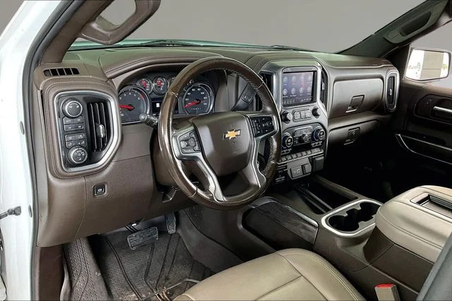 Used 2019 White Chevrolet LTZ image 14