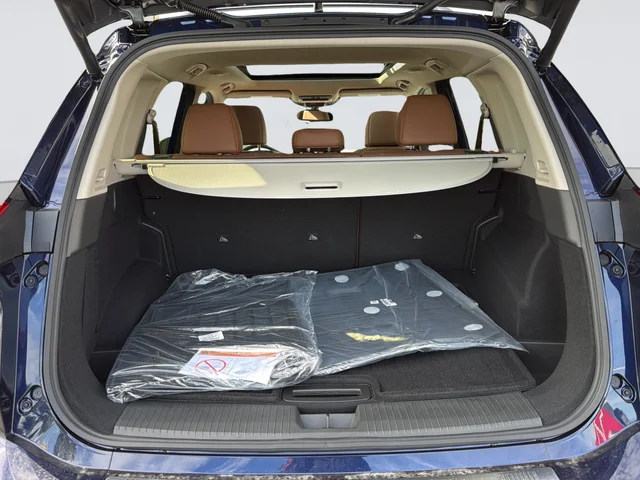 New 2026 Deep Ocean Blue Pearl Nissan Platinum image 35