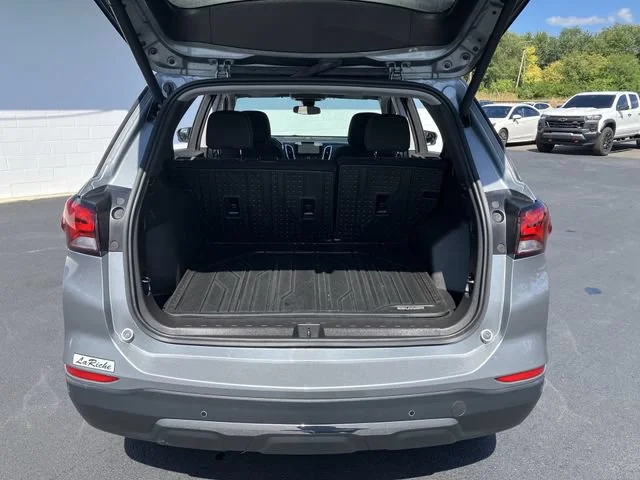 2024 Chevrolet Equinox LT - Photo 25