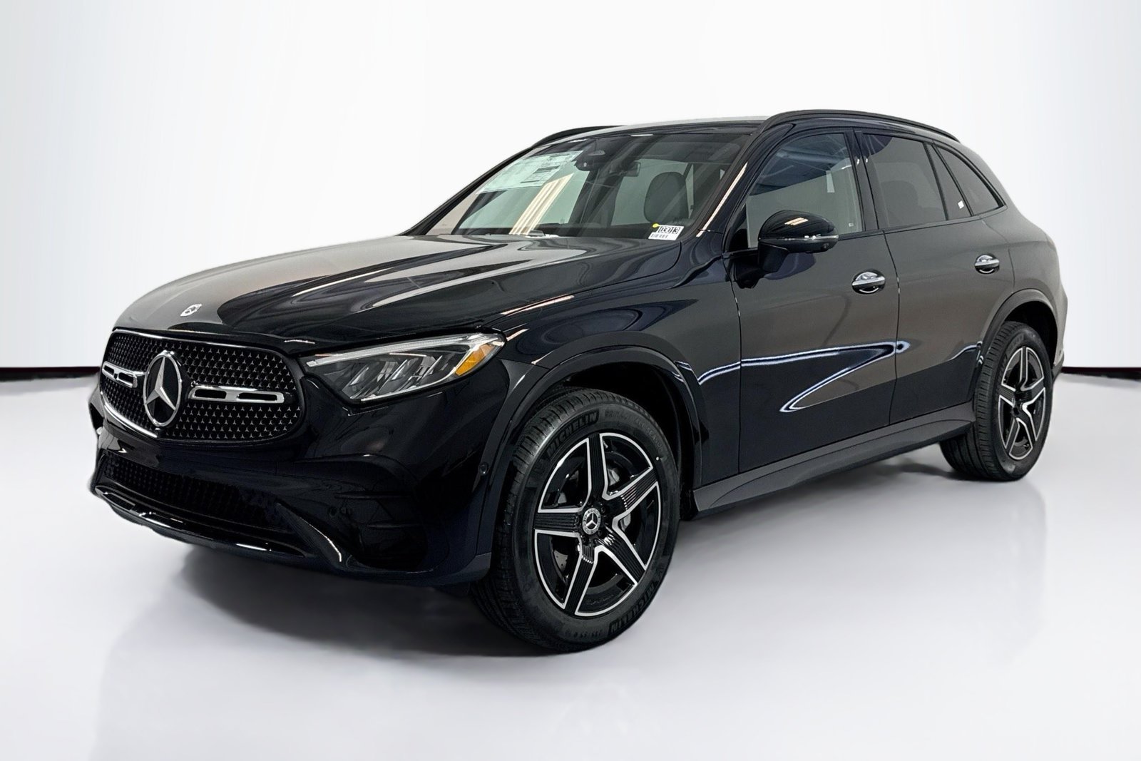 New 2026 Black Mercedes-Benz GLC 300 image 1