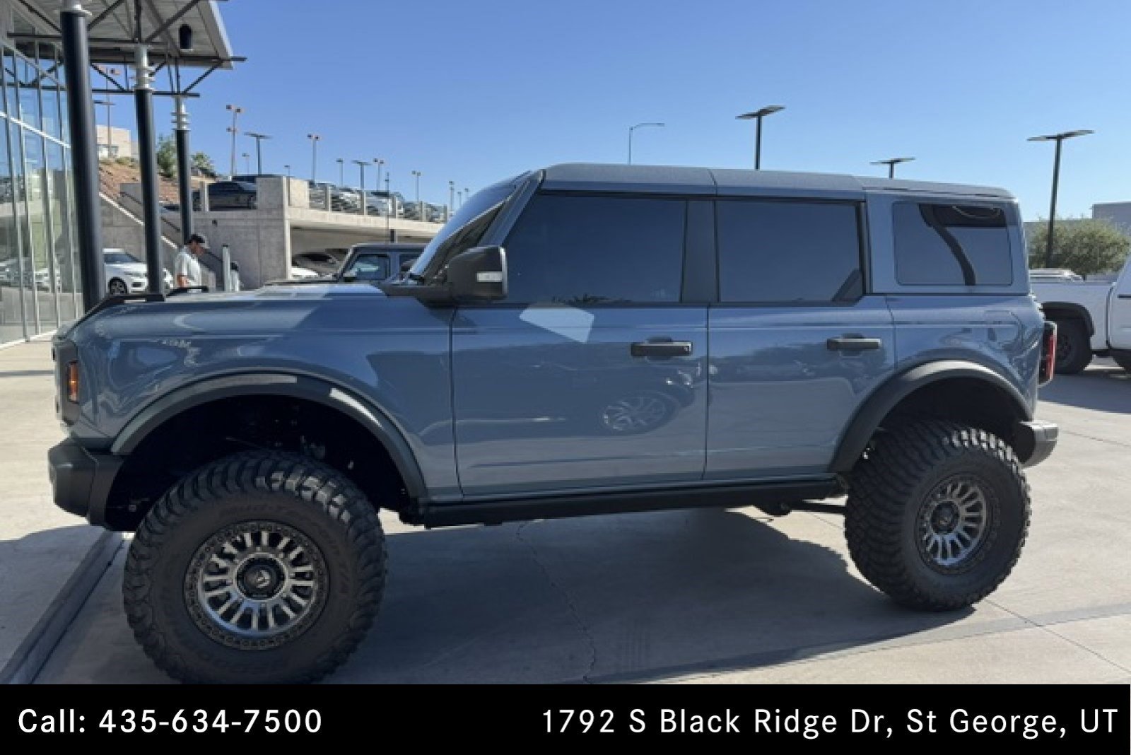 Used 2025 AZURE GRAY METALLIC Ford Badlands image 2