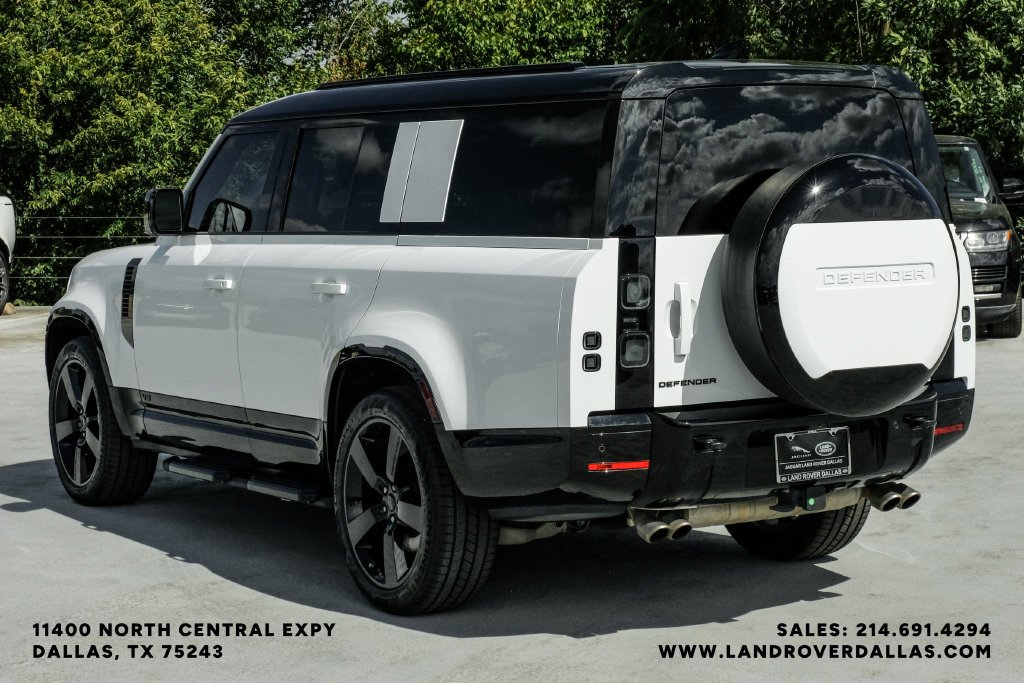 Used 2026 Fuji White Land Rover V8 image 12