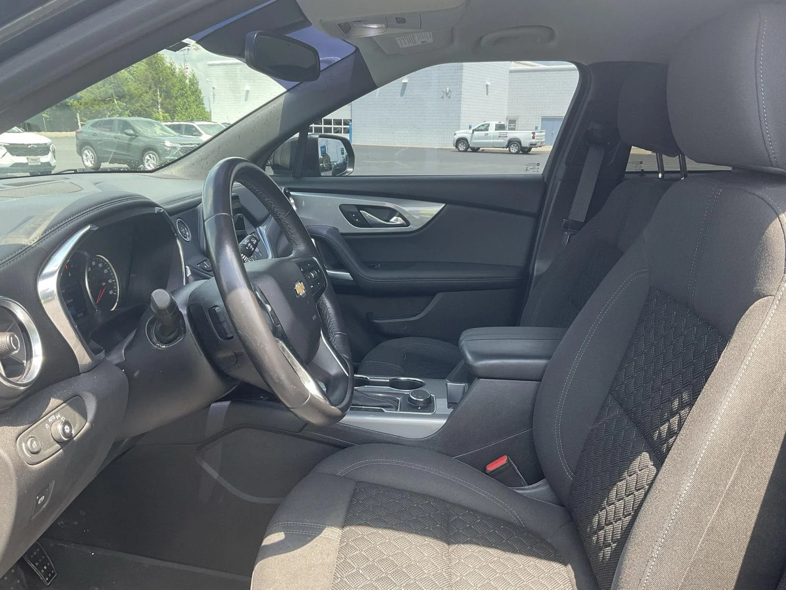 Used 2020 Nightfall Gray Metallic Chevrolet LT image 7