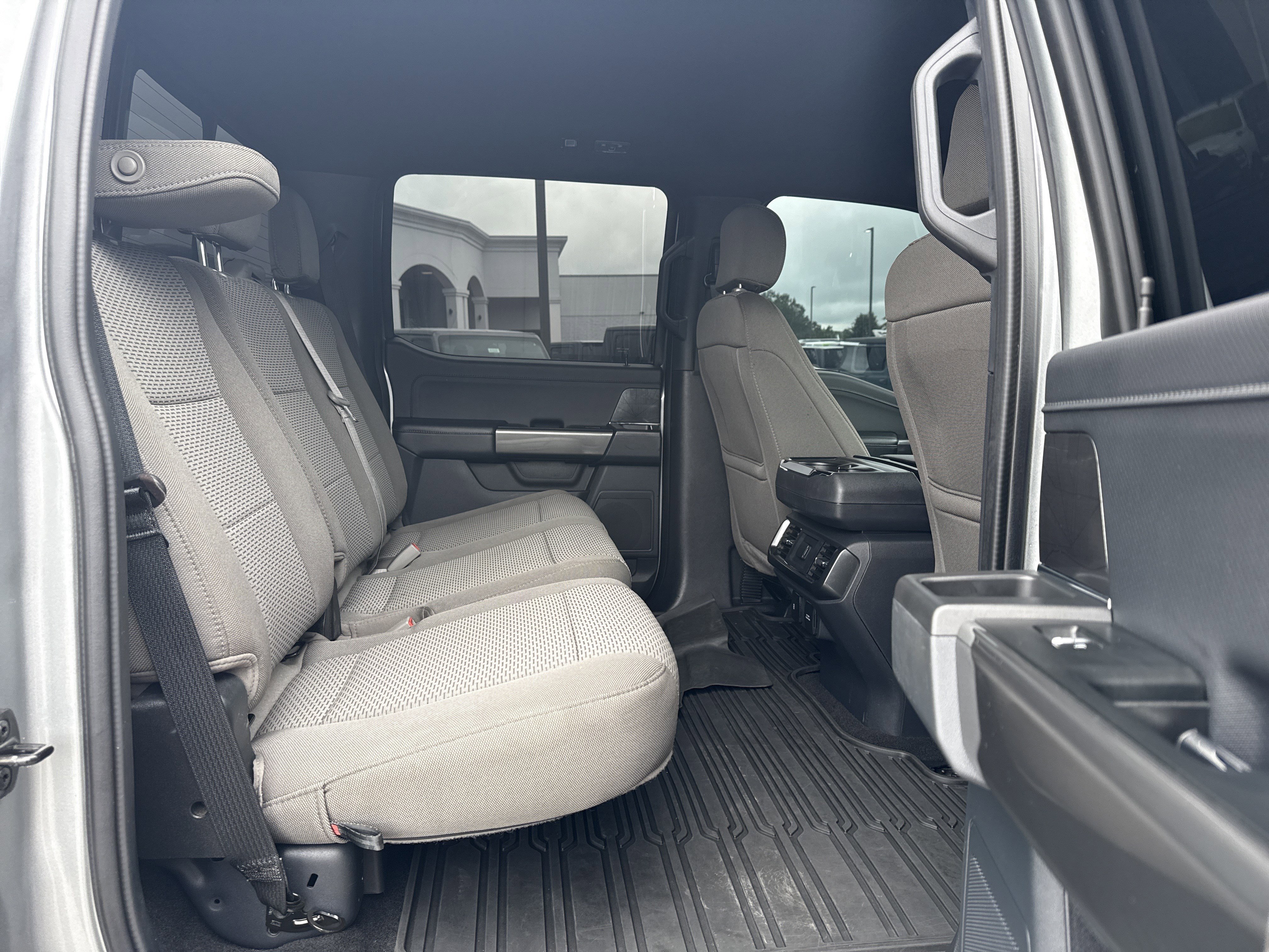 Used 2023 Silver Ford  image 16