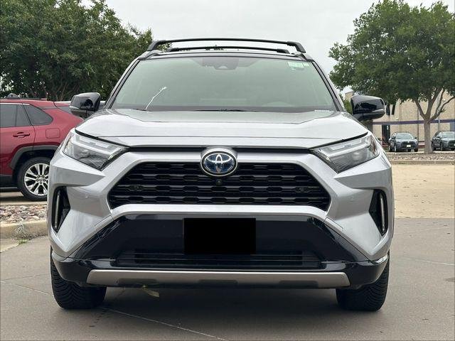 Certified Used 2023 SILVER SKY MET W/BLK Toyota  image 7